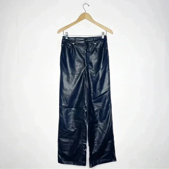 Urban Outfitters UO High & Wide Faux Leather Pant Size 26 - Picture 8 of 8